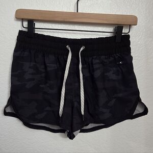 Vuori Clementine Shorts Women's Size Small